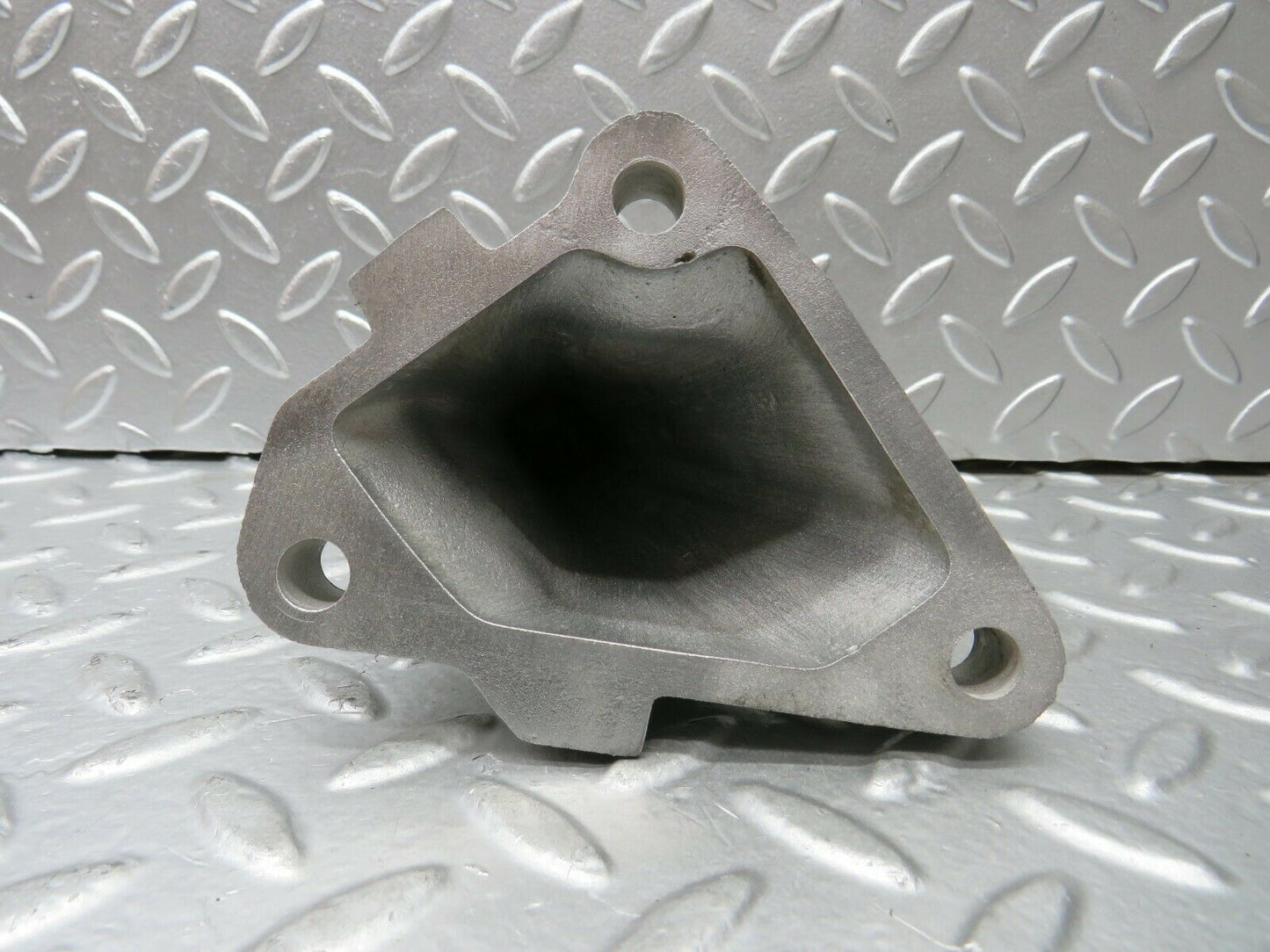 23081 Mercedes-Benz C123 230CE Engine Mount Bracket Right Side 1022230304