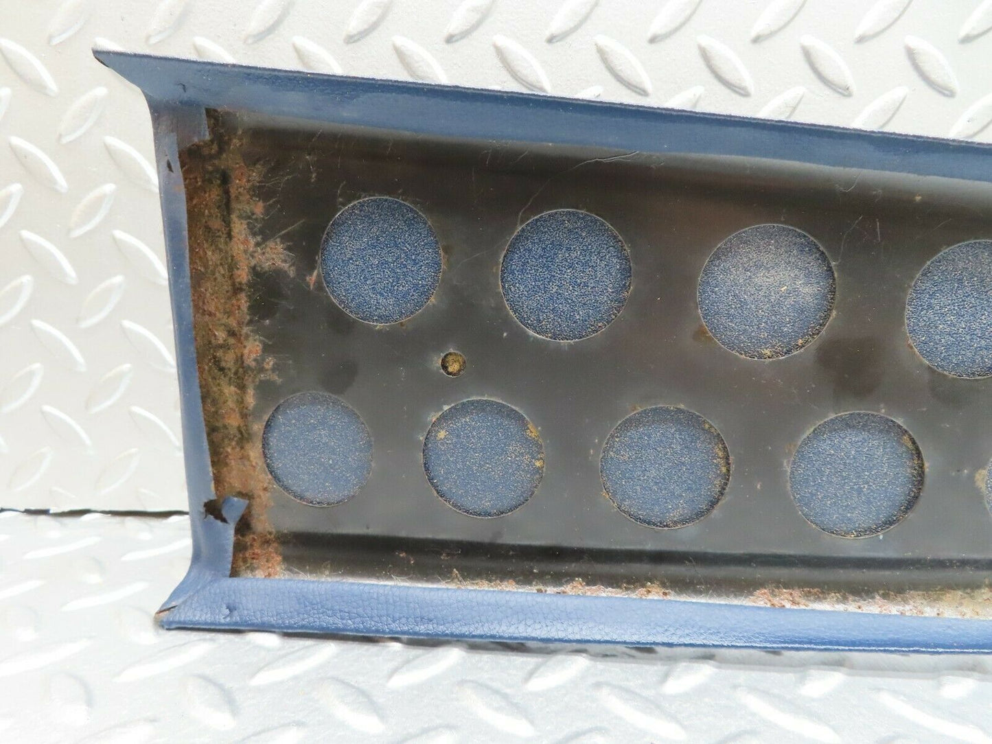 17904 Mercedes-Benz W123 200 B Pillar Cover Left Side Blue