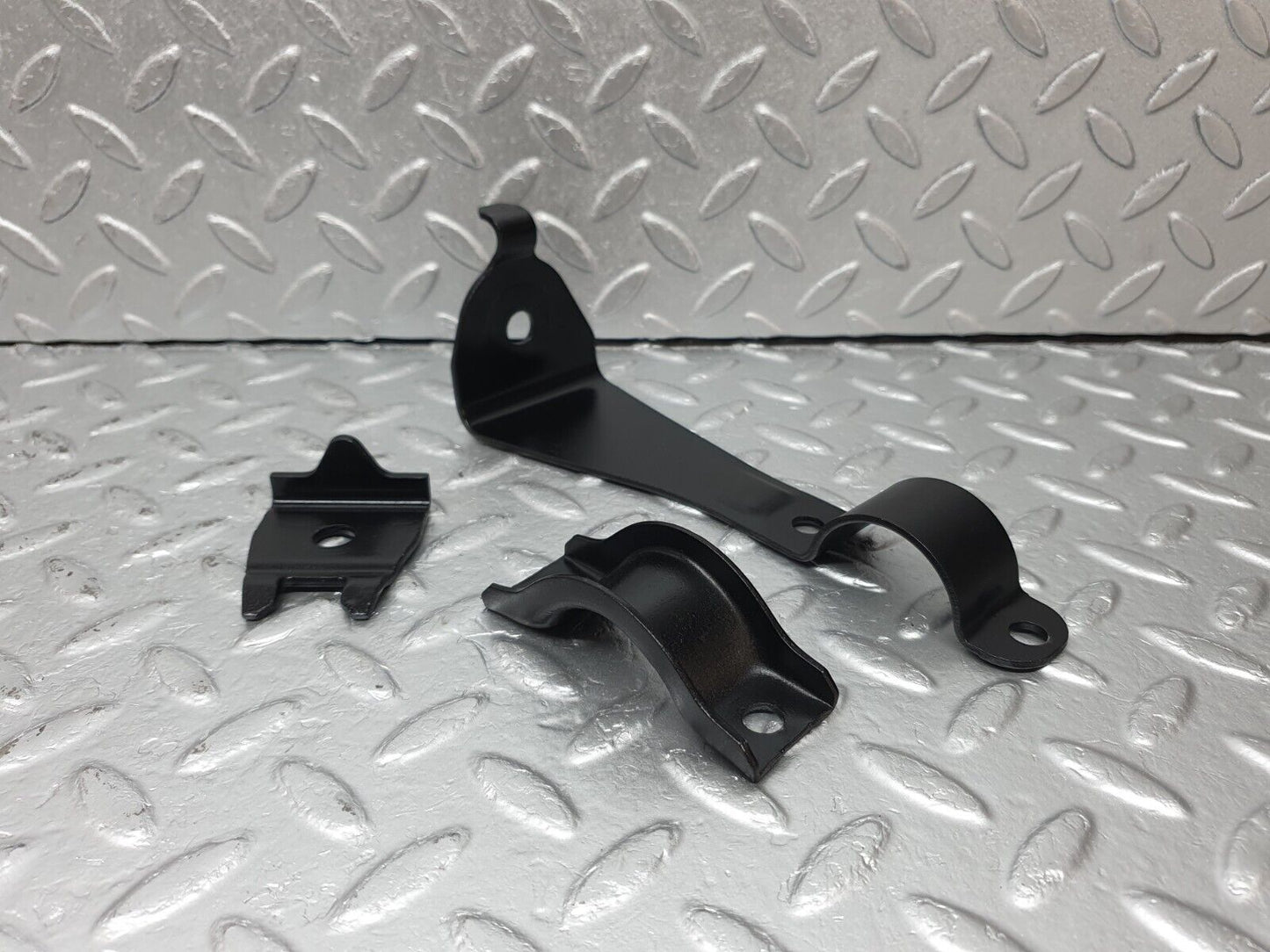 41593 Mercedes-Benz W124 200E Anti Roll Bar Holder Bracket Front Right