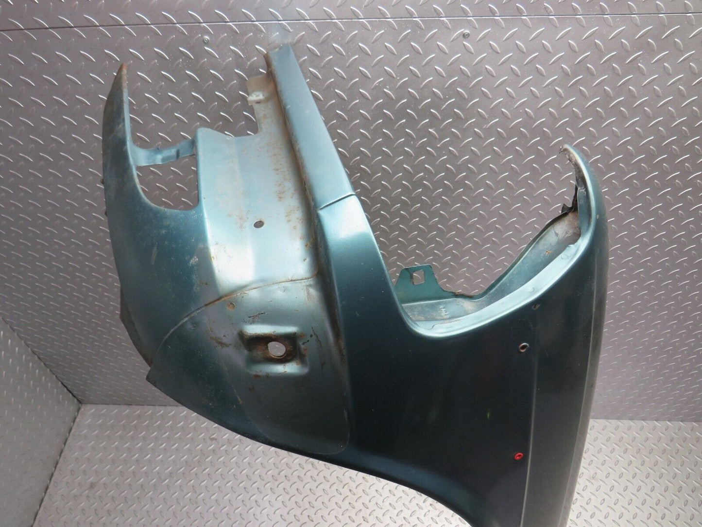 29796 Mercedes-Benz W123 230E Front Left Wing Fender