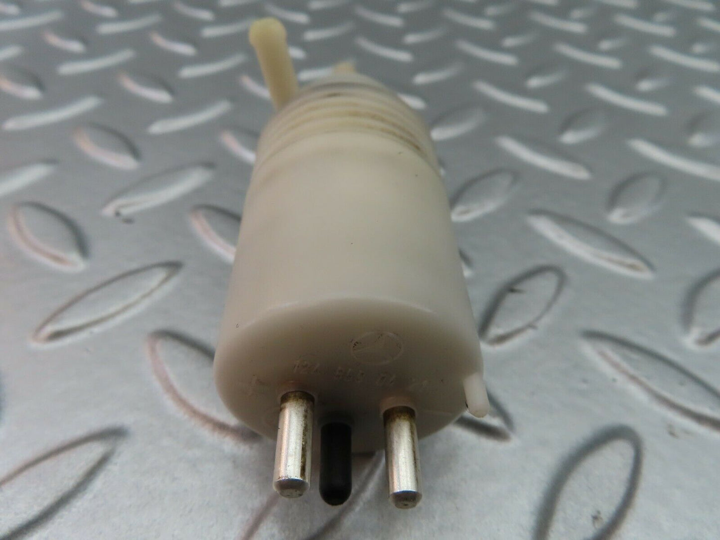 6513 Mercedes-Benz S124 E220 Wagon Windscreen Washer Pump 1248690421