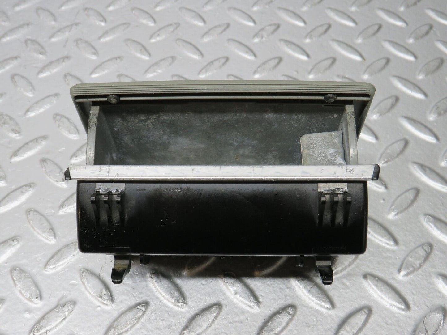 31227 Mercedes-Benz S124 220TE Wagon Rear Door Ashtray Grey