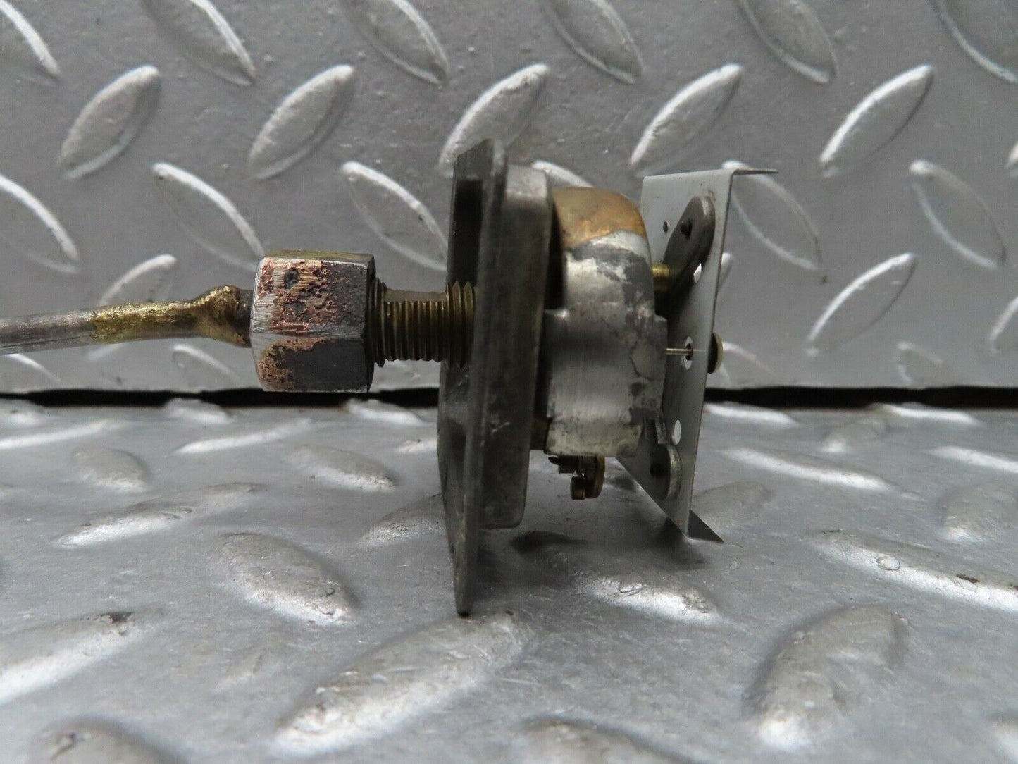 18986 Mercedes-Benz W121 190b Ponton Oil Pressure Gauge