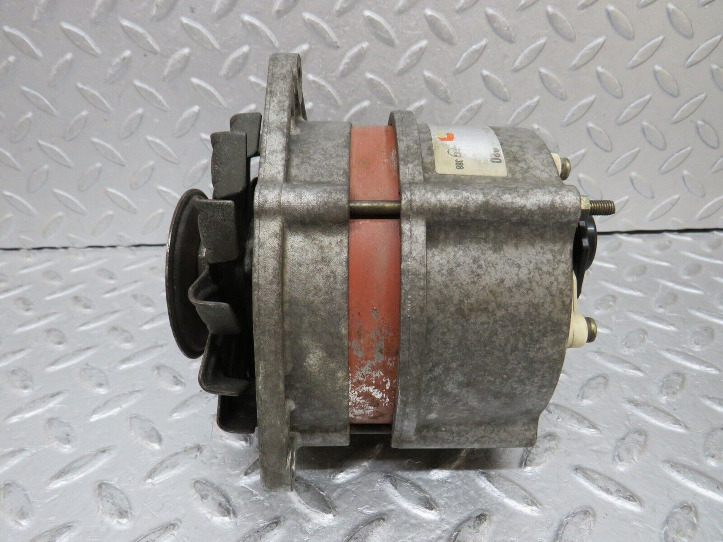 37368 Mercedes-Benz W109 300SEL Alternator Generator Bosch