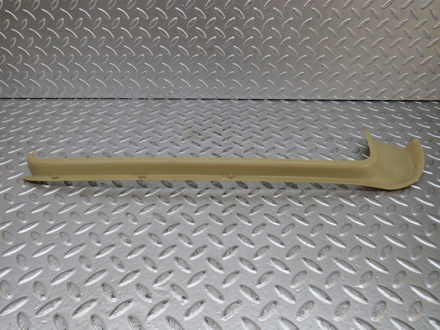 27569 Mercedes-Benz S124 300TE Inner Tailgate Cover Trim Pair Beige 1247450171