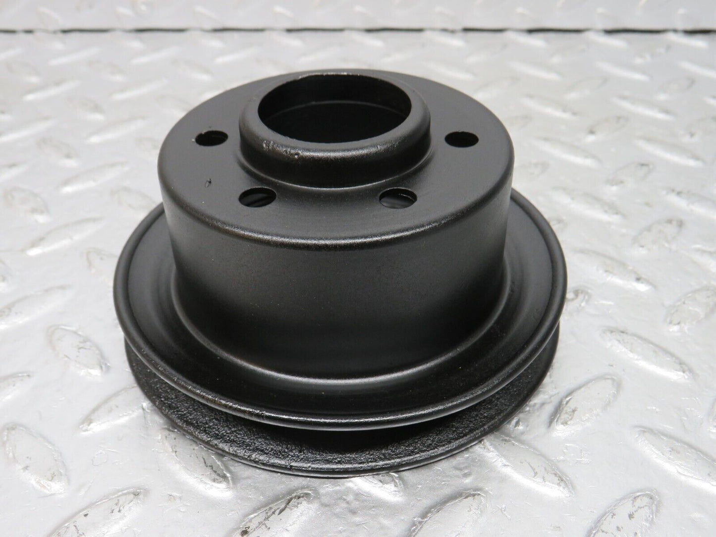 33099 Mercedes-Benz W108 280SE Crankshaft Pulley