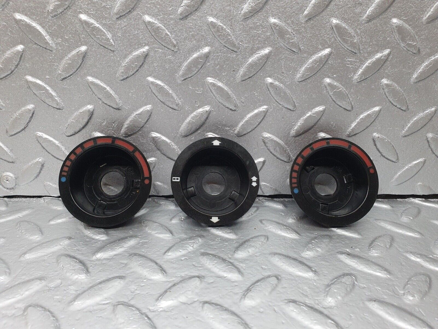 42994 Mercedes-Benz W201 190 Heater Control Knob Surround Trim Set
