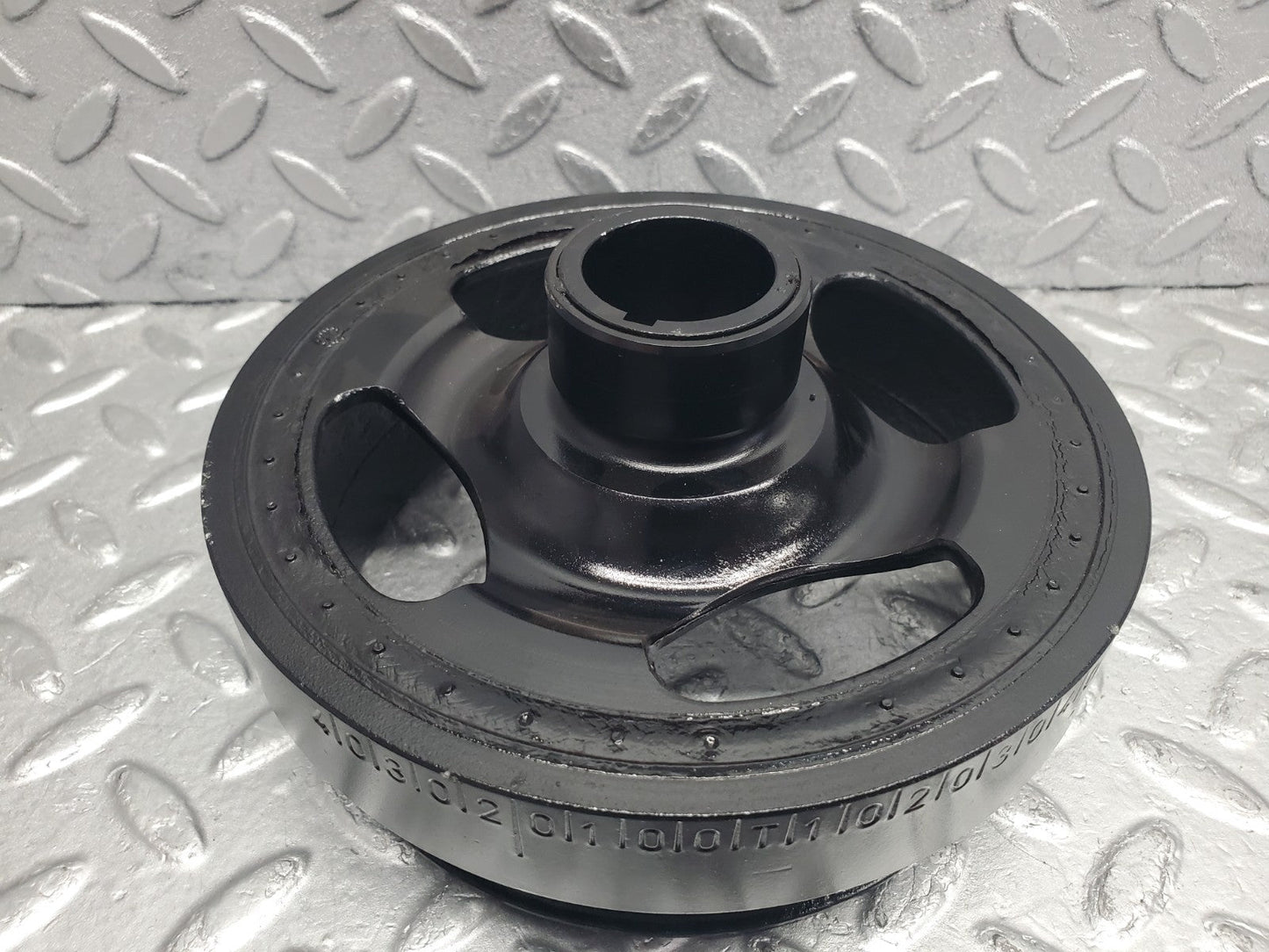W124 Wagon crankshaft vibration damper used OEM