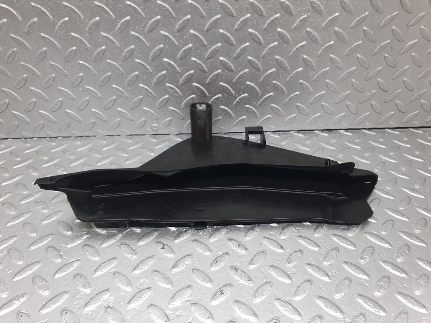 42729 Mercedes-Benz W201 190 2.0L Front Right Rain Gutter Drain Channel 2016280273