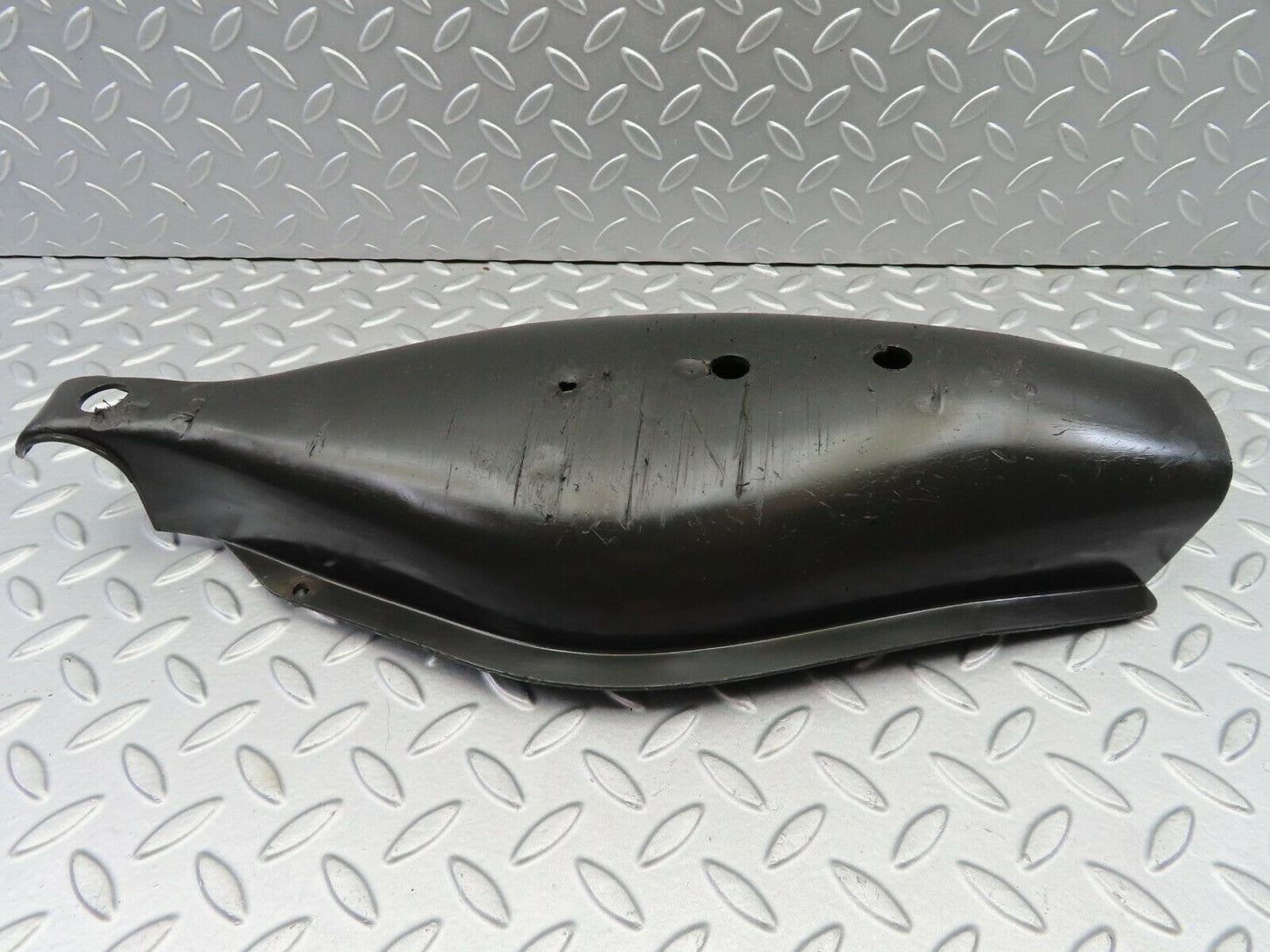 6716 Mercedes-Benz S124 E220 Wagon Rear Control Arm Cover  1243520188