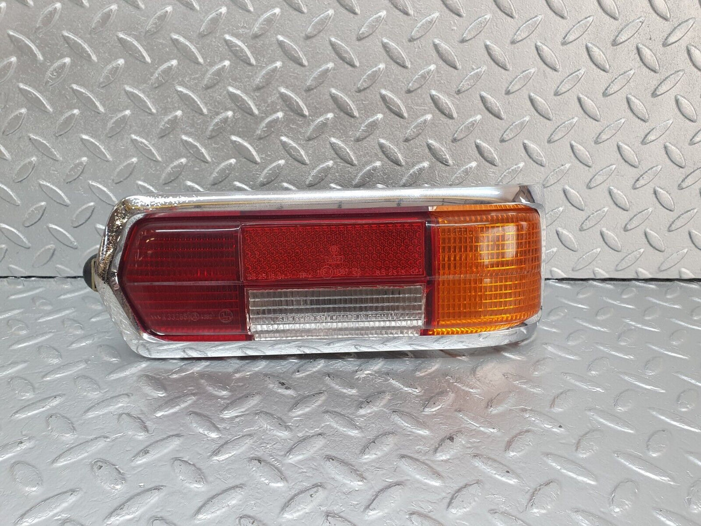 43284 Mercedes-Benz W108 280SE Tail Light Right K33268 1088260259 1088260256
