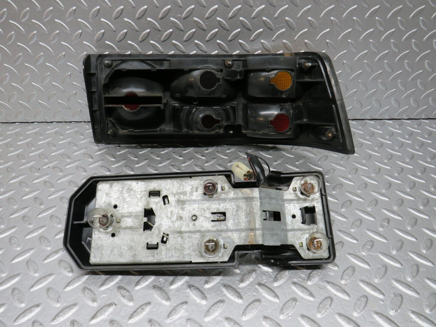 30081 Porsche 924 Tail Light Left Side Hella 53246R7