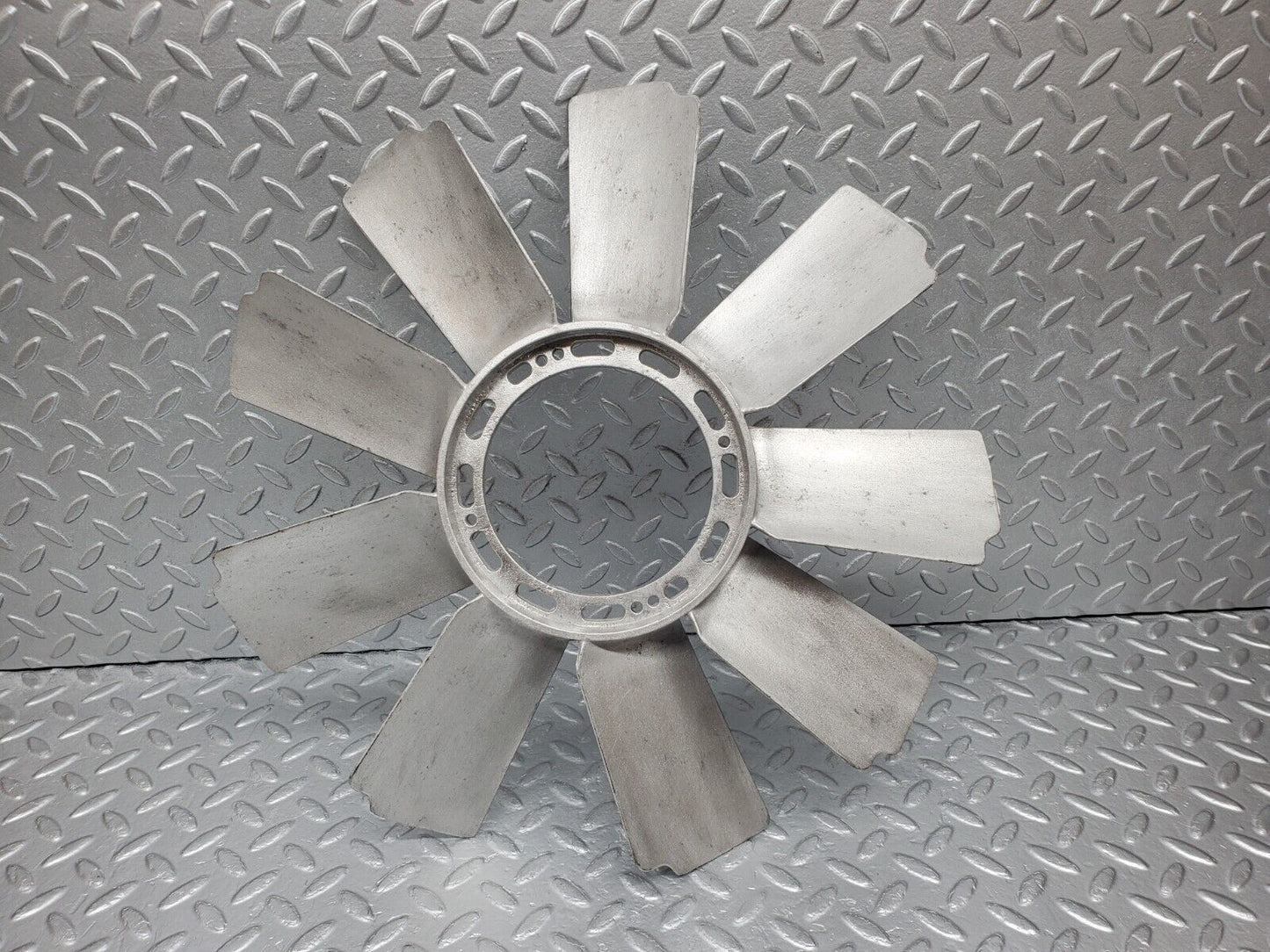 45898 Mercedes-Benz W126 420SE Engine Cooling Fan 1162051906