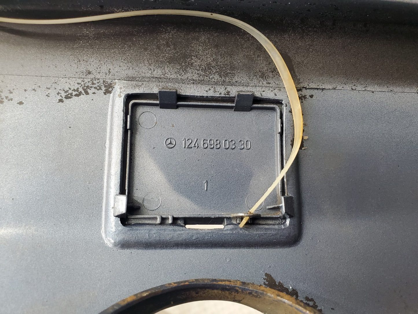 46987704