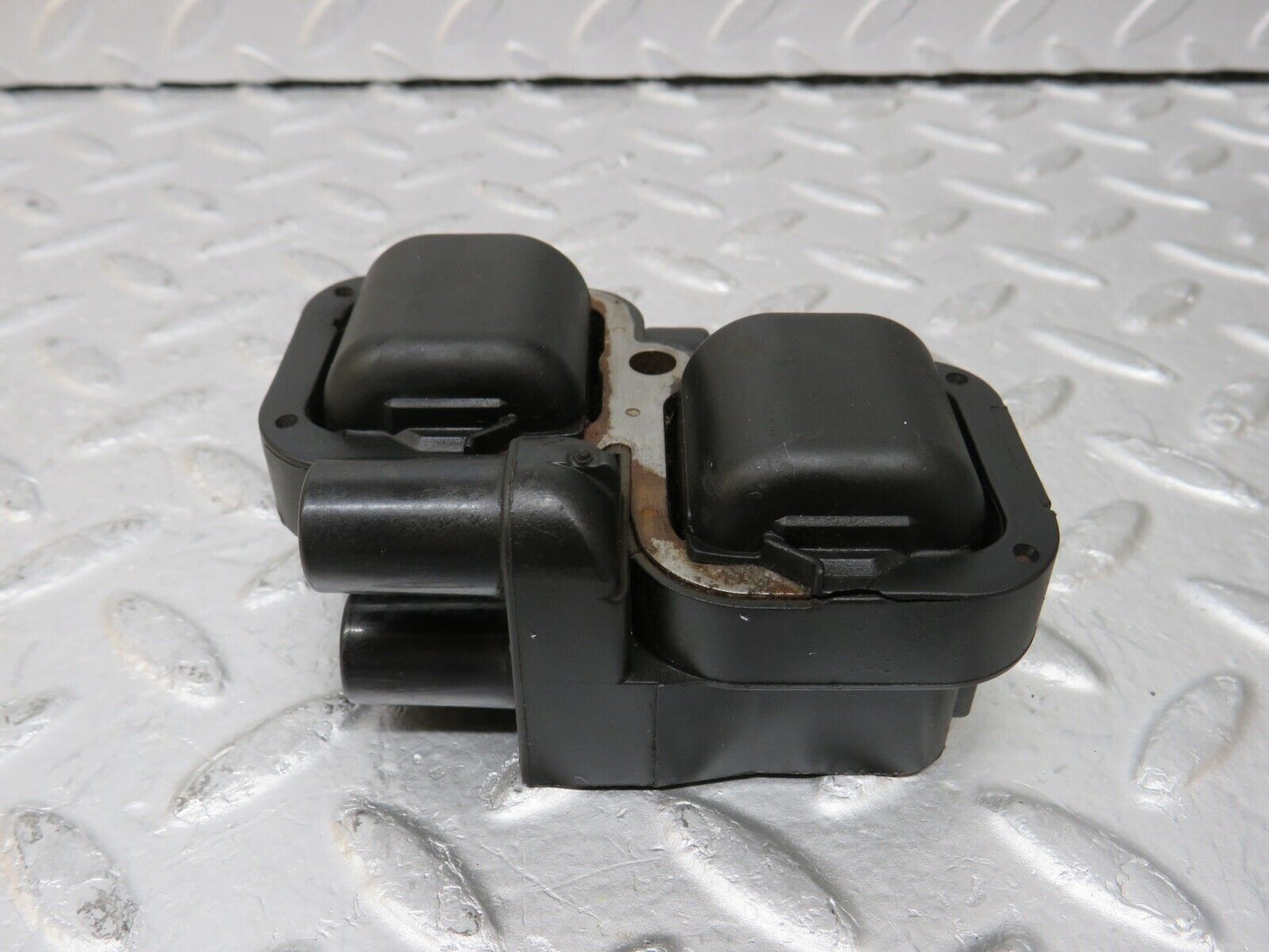 34916 Mercedes-Benz W210 320E Ignition Coil Bosch 0001587803 0221503035