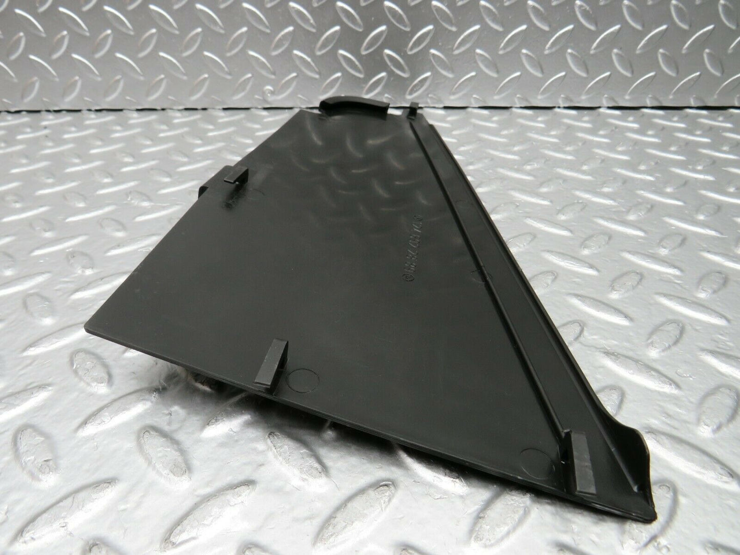 22460 Mercedes-Benz C124 E220 Coupe Rear Right Panel Lower Trim 1246922889