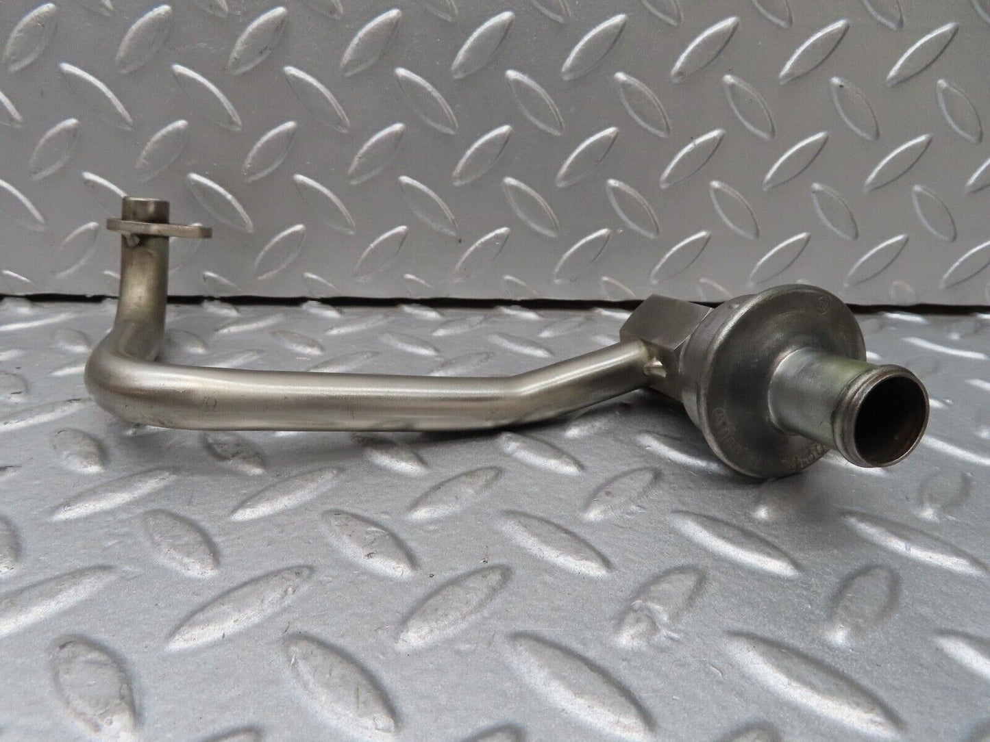 27813 Mercedes-Benz S124 300TE EGR Valve Hose Pipe 0021400060