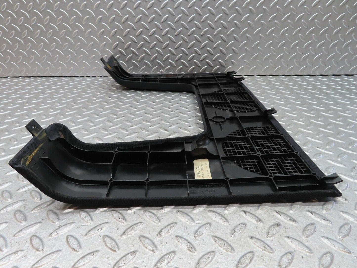 19402 Mercedes-Benz C140 CL420 Coupe Rear Left Speaker Cover Black 1406902730