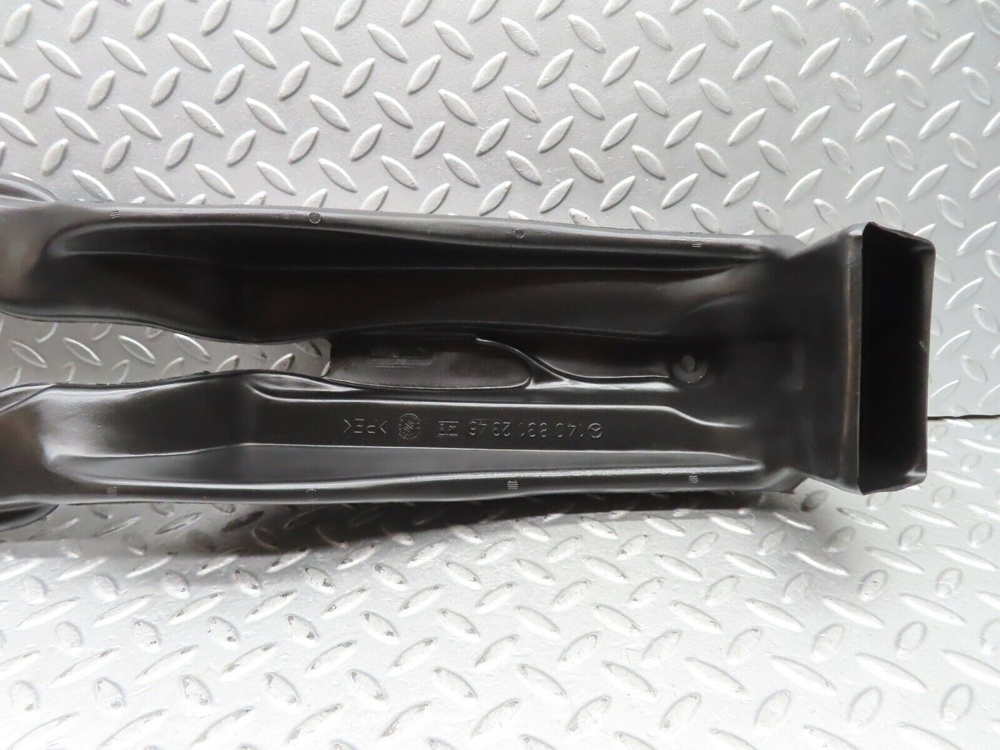 19592 Mercedes-Benz C140 CL420 Coupe Rear Air Duct 1408312346