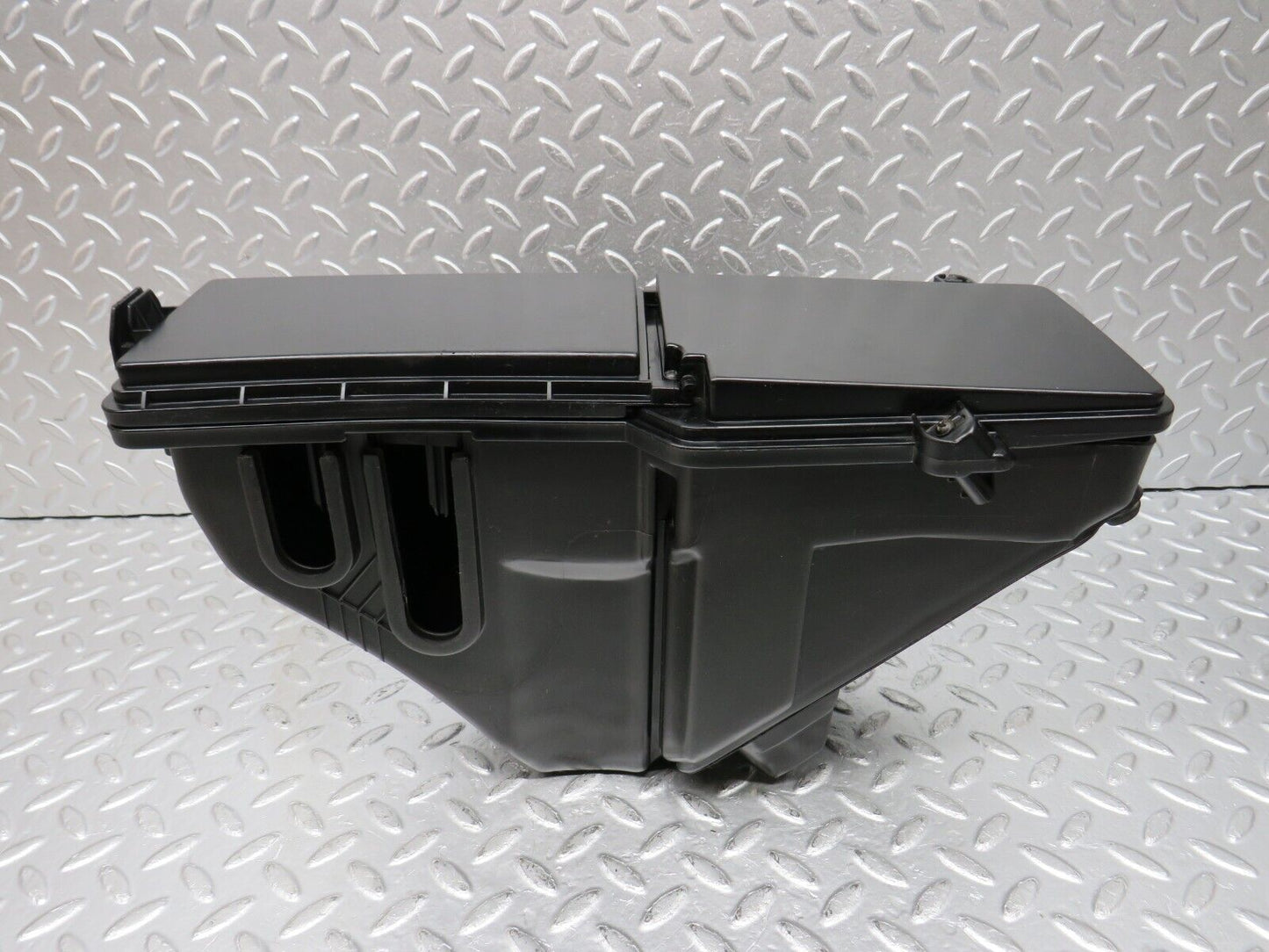 33445 Mercedes-Benz W202 C180 Fuse Box 2025455340 2025453401 2025451203