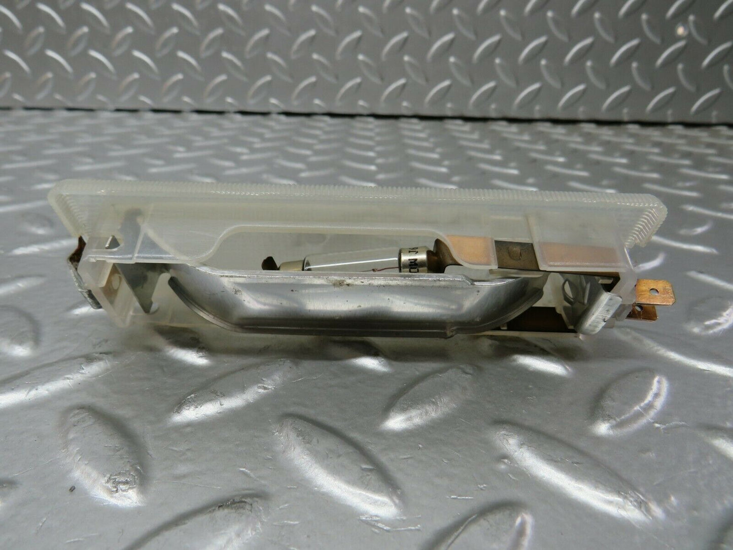 24259 Mercedes-Benz S124 220TE Wagon Rear Interior Dome Light 0018200601