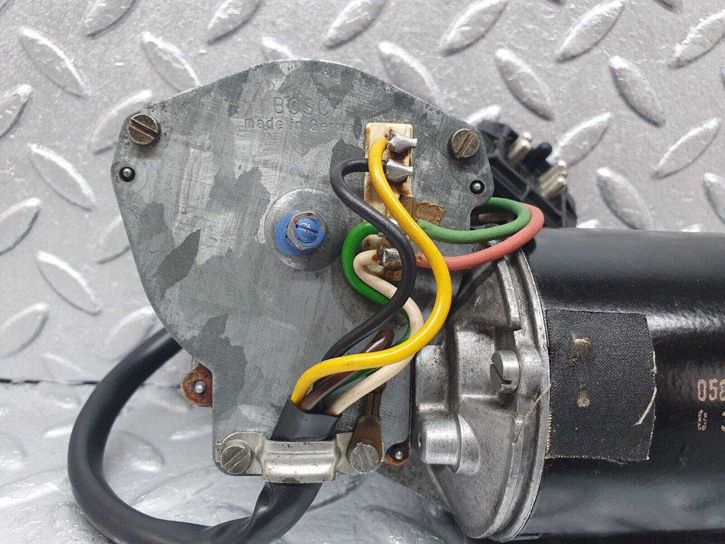 43943 Mercedes-Benz C123 230CE Coupe Wiper Motor Bosch 0390341077