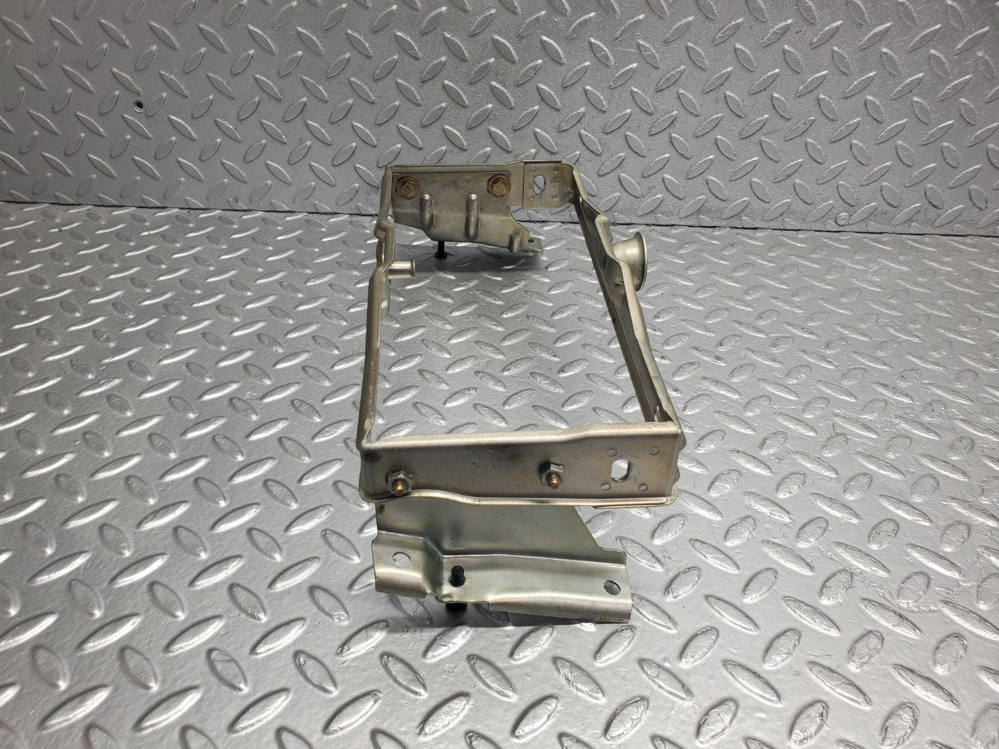 W124 Wagon dash airbag support bracket used OEM