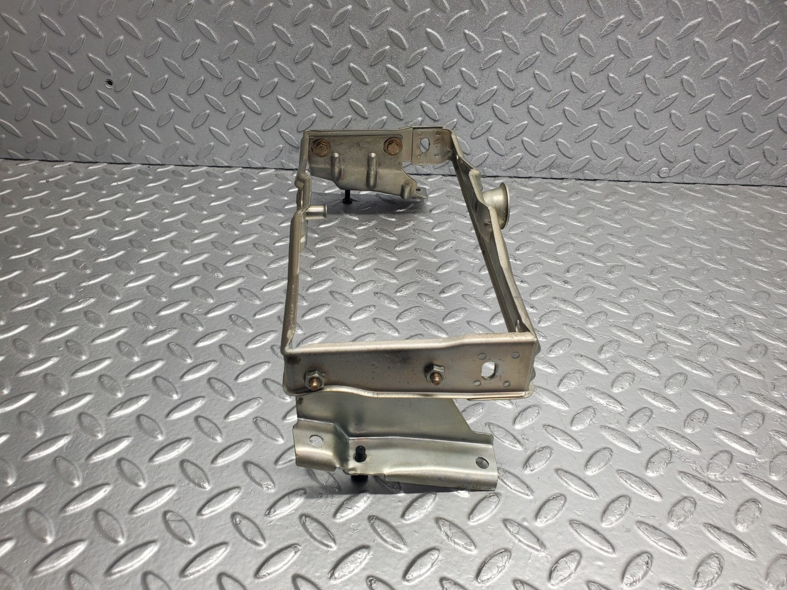 W124 Wagon dash airbag support bracket used OEM