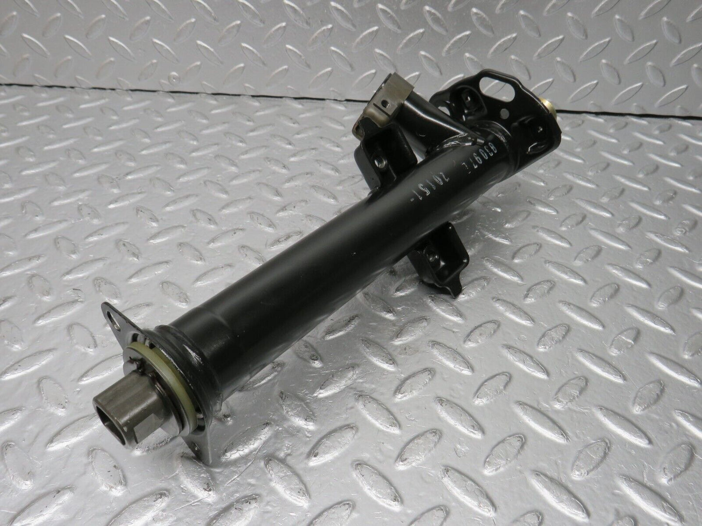 33784 Mercedes-Benz W201 190E 2.0L Steering Column
