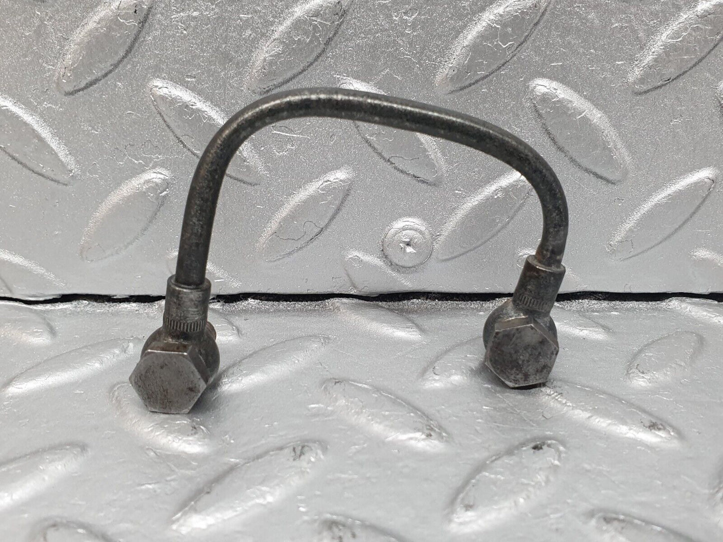 41040 Mercedes-Benz W126 300SE Thermostat Housing Coolant Pipe