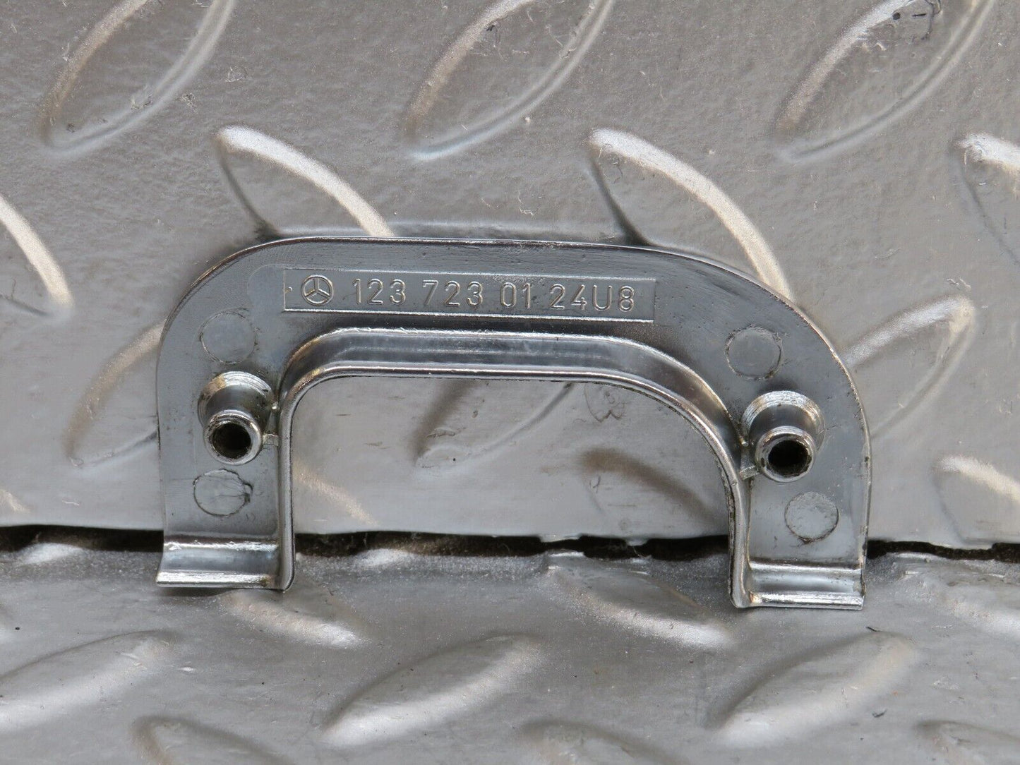28282 Mercedes-Benz S123 240D Wagon Left Interior Chrome Latch Trim 1237230124