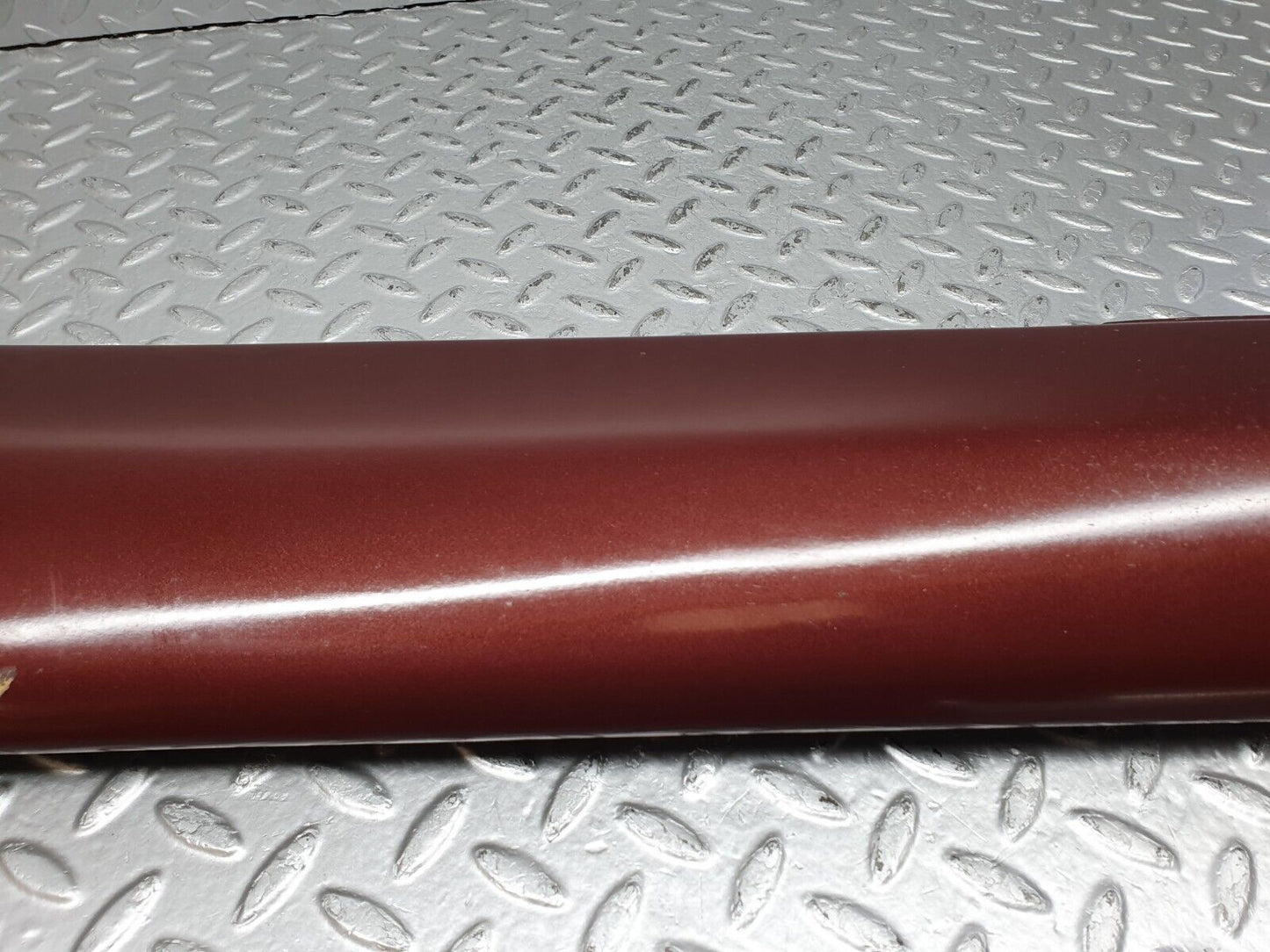 41226 Mercedes-Benz W126 300SE Side Skirt Right 1266905040 1266980230 1266980430