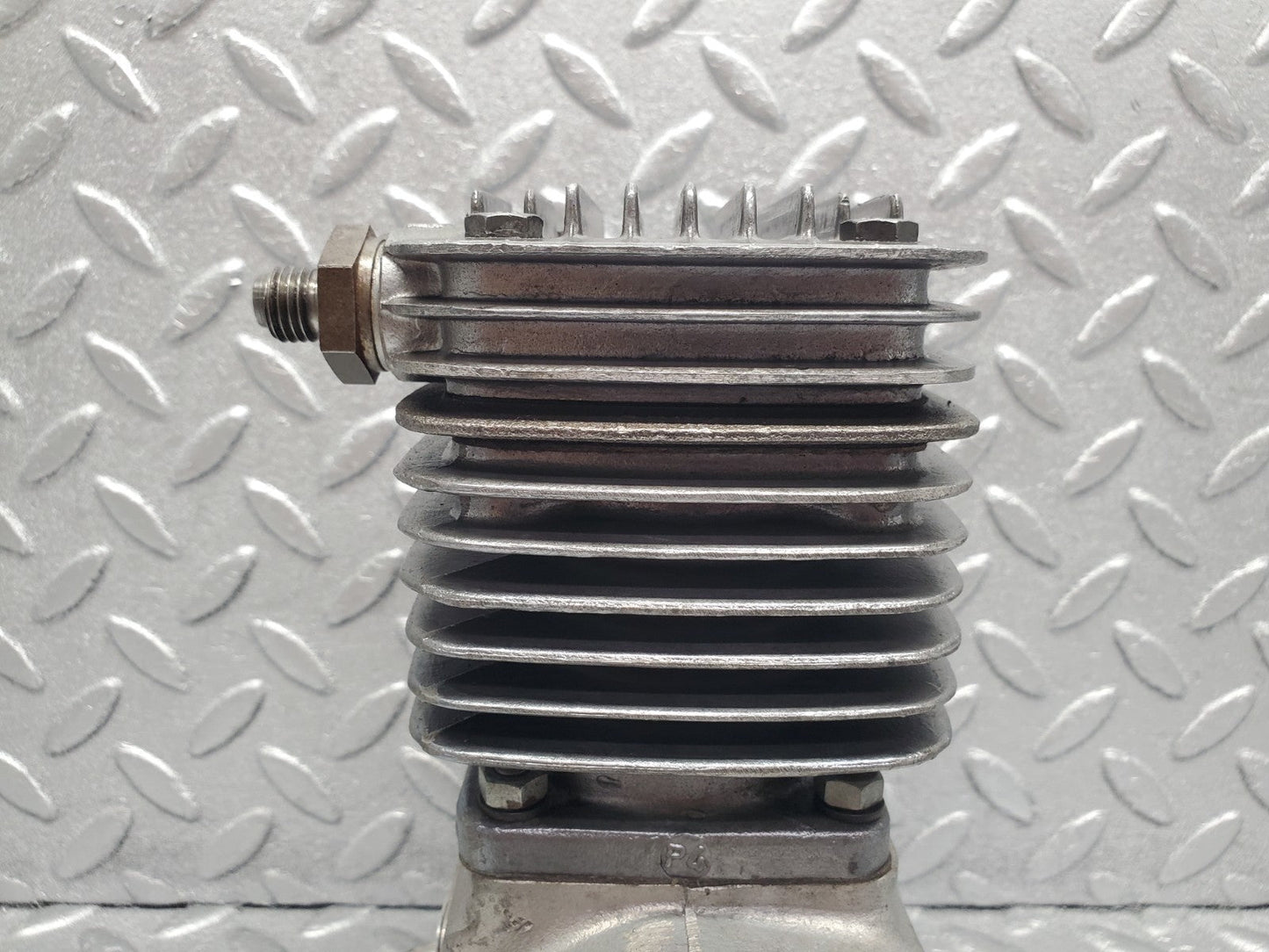 W112 air suspension compressor used OEM