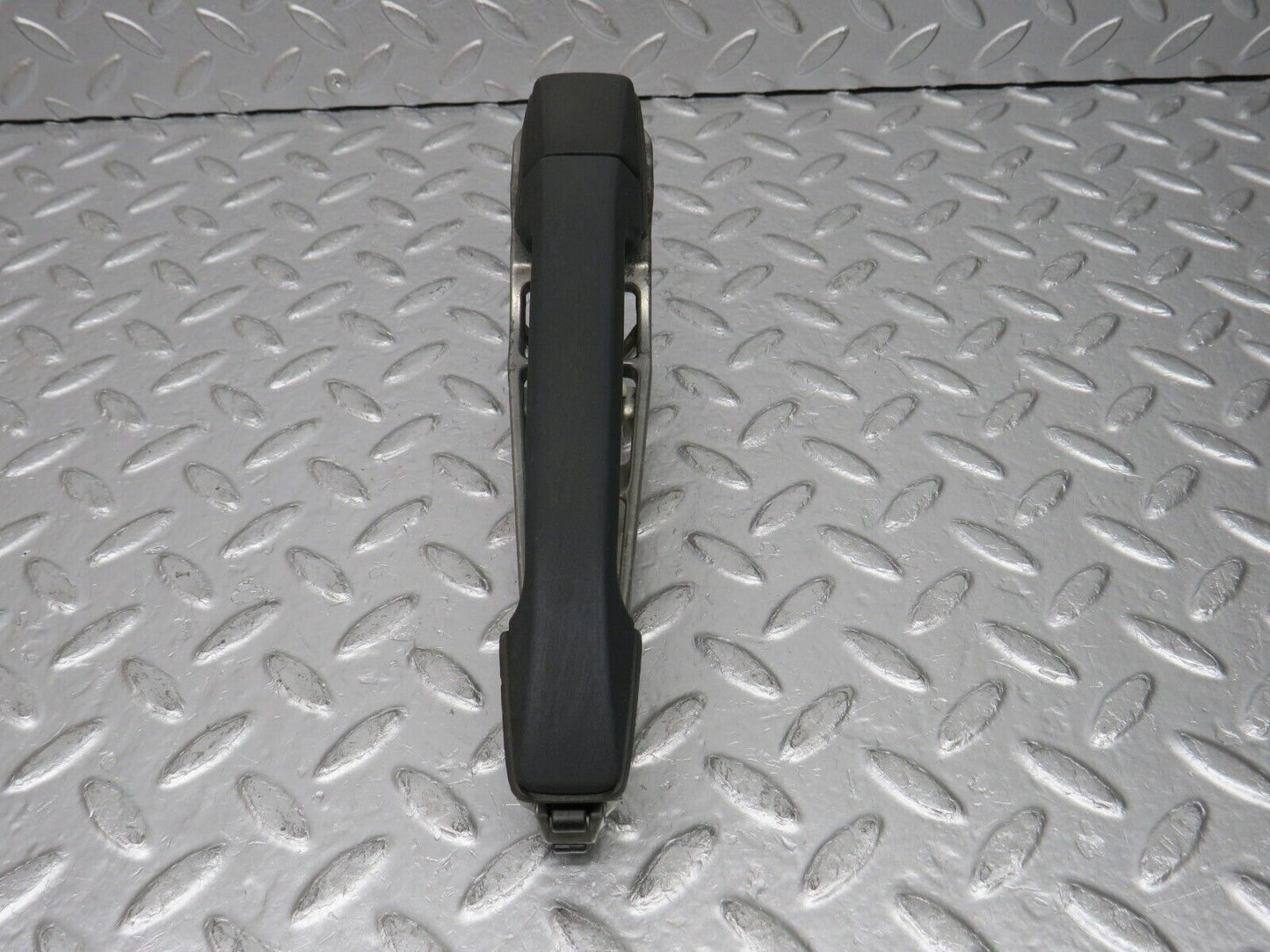 32458 Mercedes-Benz S124 300TE Wagon Rear Left Exterior Door Handle