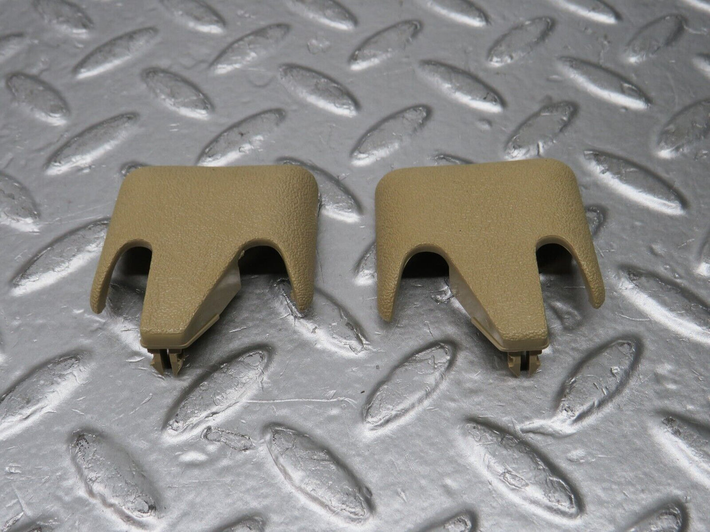 29546 Mercedes-Benz W124 230E Front Seat Rail Trim Cover Beige 1246842118