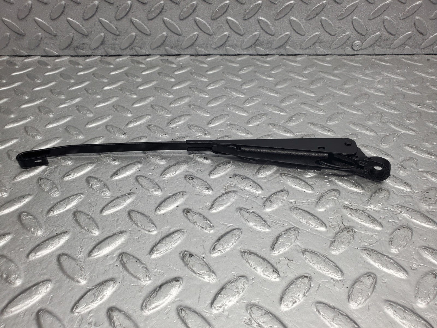 W124 Wagon rear wiper arm used OEM