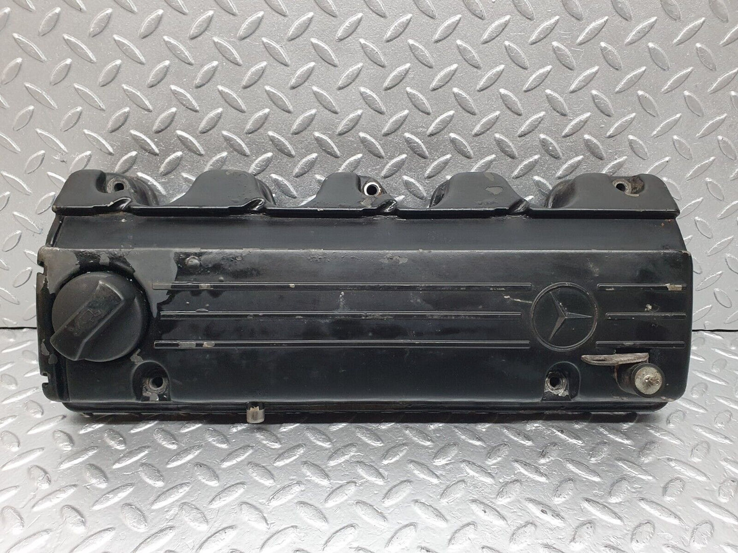 44194 Mercedes-Benz C123 230CE Coupe Rocker Cover 1020160905