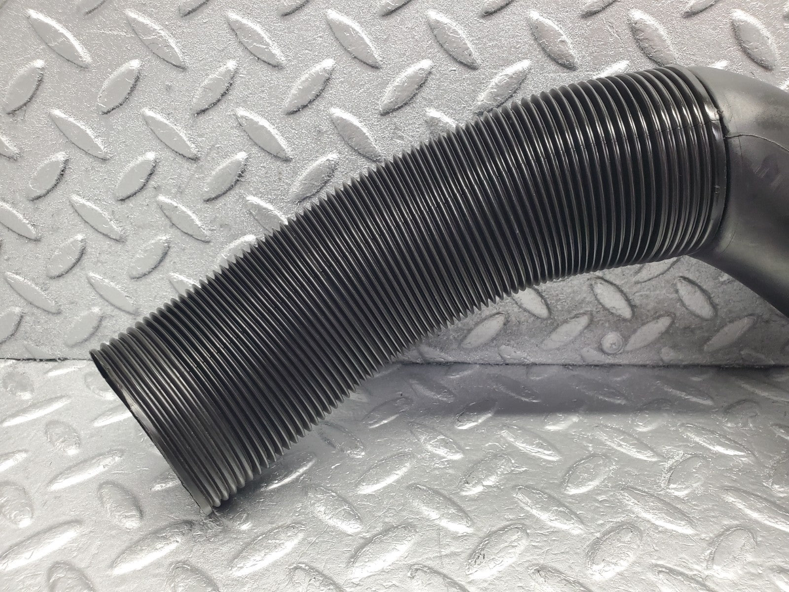 W201 Baby Benz air duct pipe hose right side used OEM