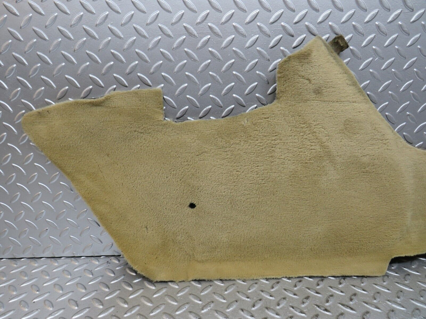 28927 Mercedes-Benz C124 320CE Coupe Centre Console Carpet Left Side Beige