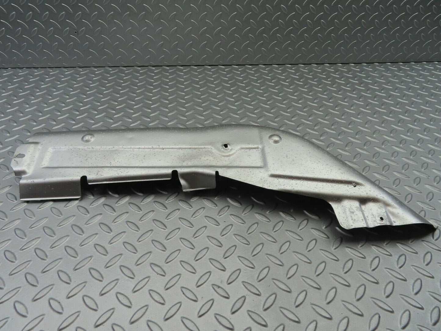 6769 Mercedes-Benz S124 E220 Wagon Exhaust Heat Shield