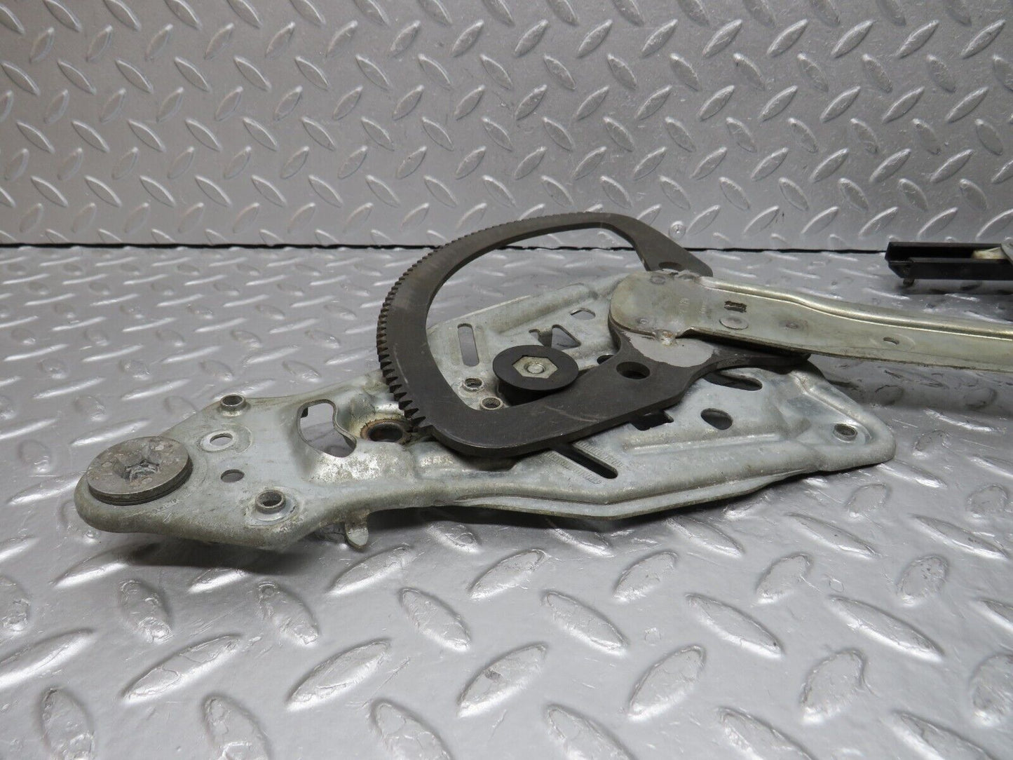 38603 Mercedes-Benz R129 280SL Coupe Right Power Window Regulator