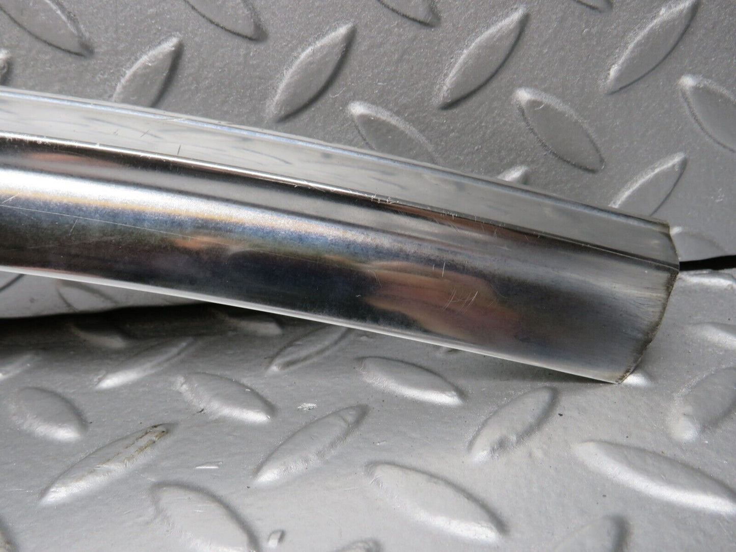 40200 Mercedes-Benz R107 Coupe Hardtop Under Windshield Chrome Trim