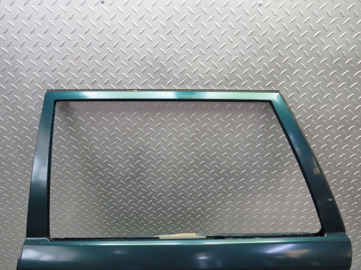 27752 Mercedes-Benz S124 300TE Wagon Rear Left Door