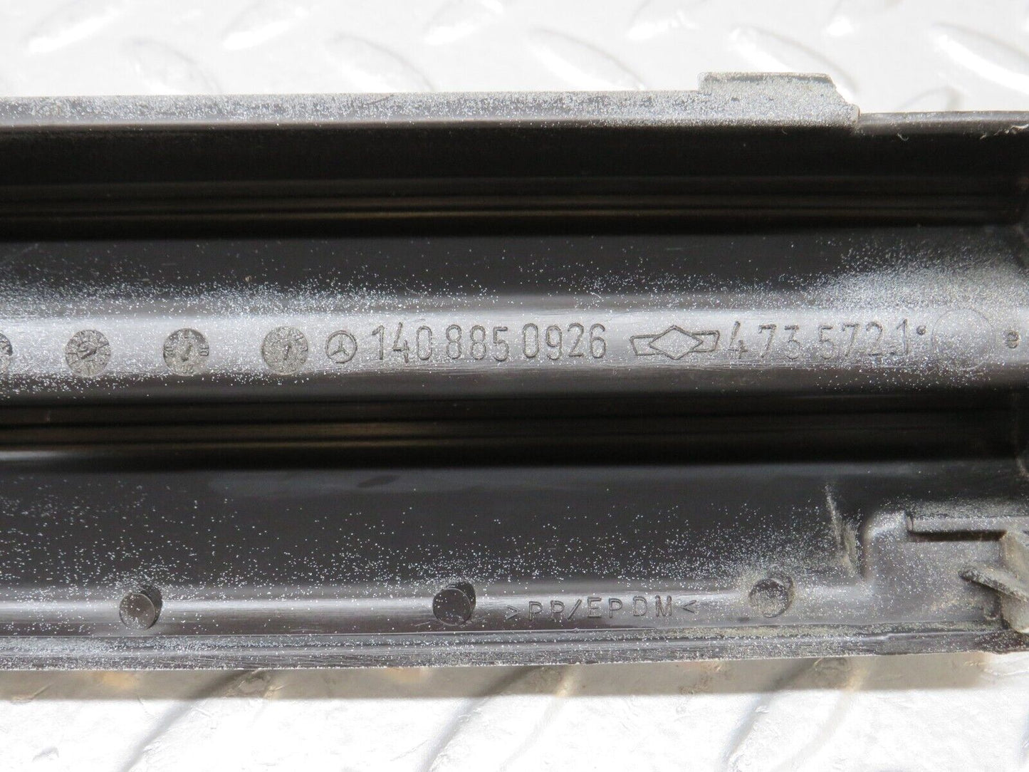 35313 Mercedes-Benz W140 Front Bumper Tow Hook Cover Grill 1408850926