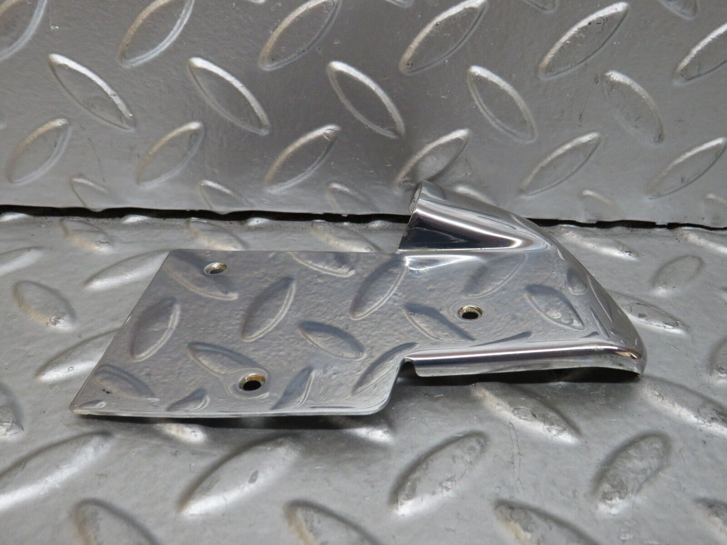 29134 Mercedes-Benz C124 320CE Coupe B Pillar Chrome Cover Plate Left Side