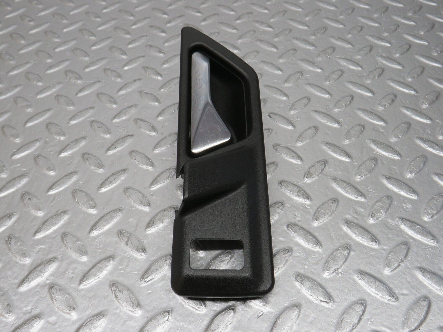32444 Mercedes-Benz S124 300TE Rear Right Interior Door Handle 1247600261