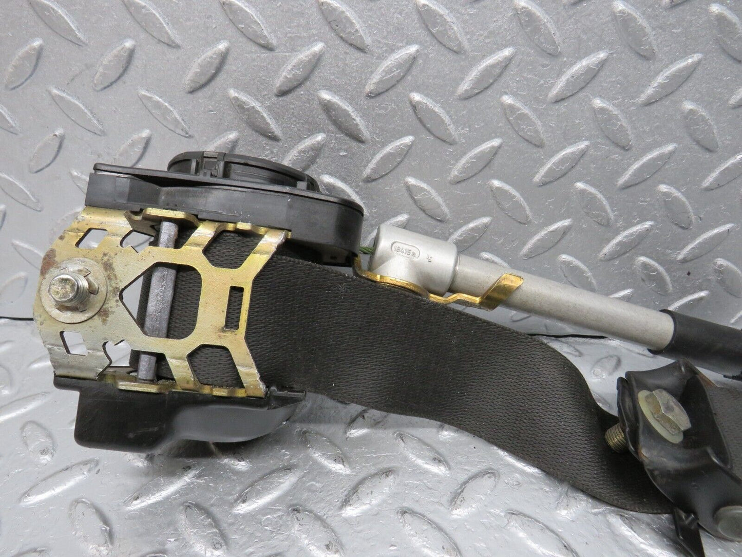 39667 Mercedes-Benz R107 350SL Coupe Front Left Seat Belt No Buckle 1078680314
