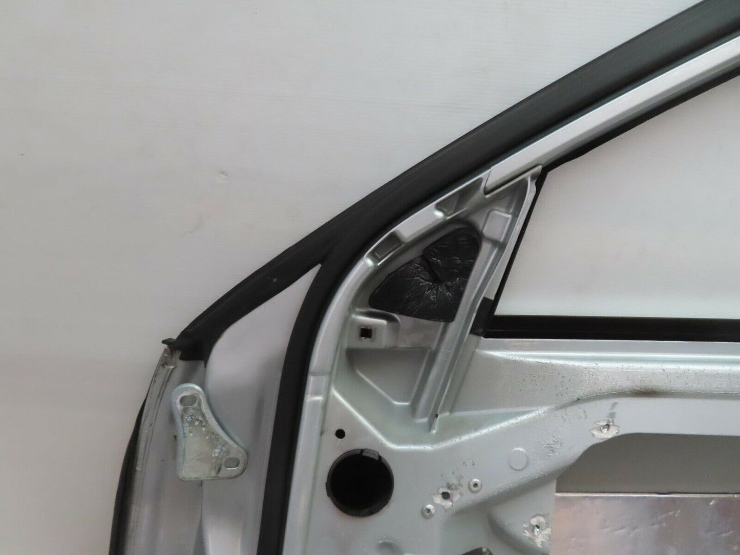 11244 Mercedes-Benz W221 S320 Front Right Door