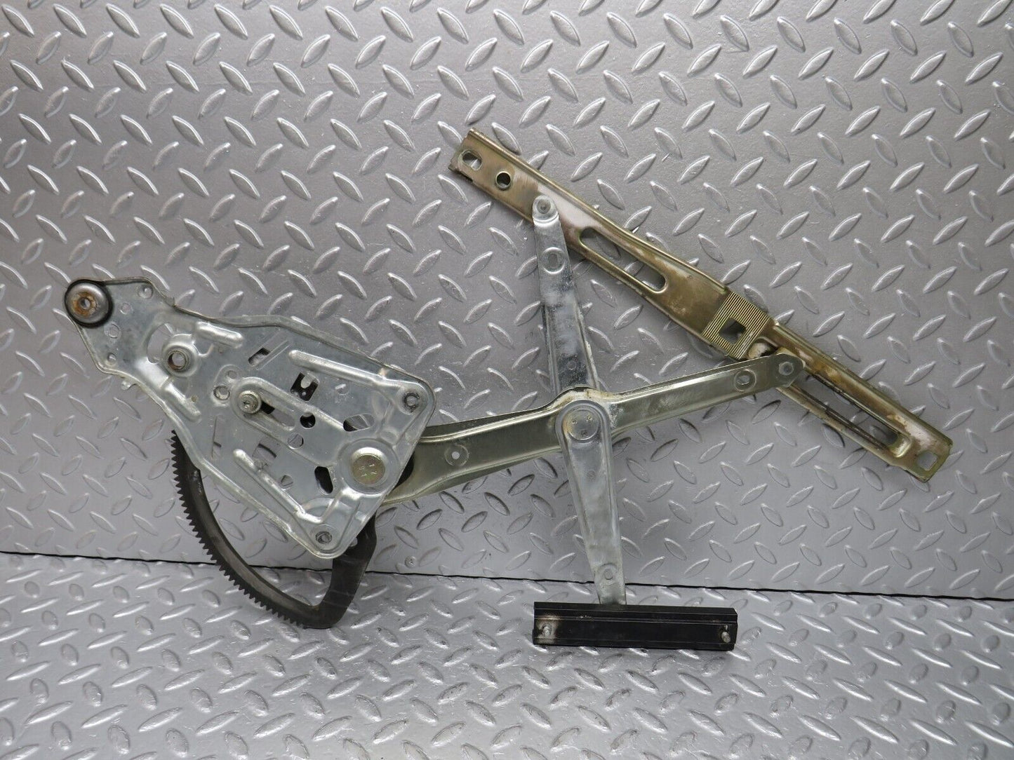 38603 Mercedes-Benz R129 280SL Coupe Right Power Window Regulator