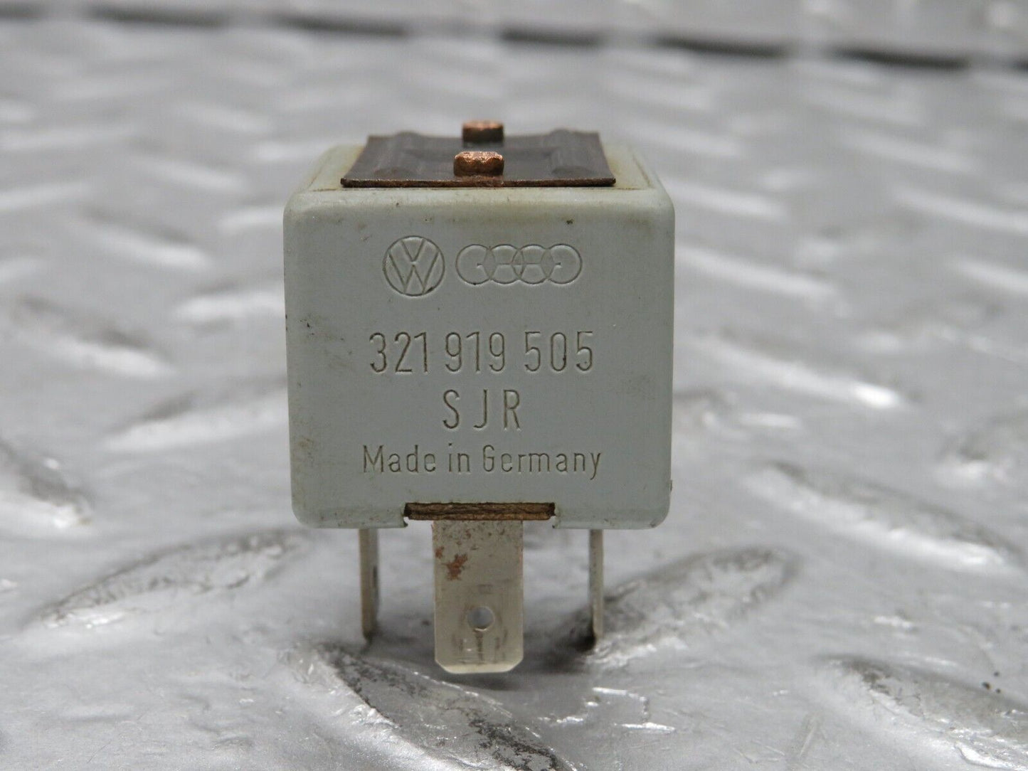 30089 Porsche 924 Multi Purpose Relay 321919505